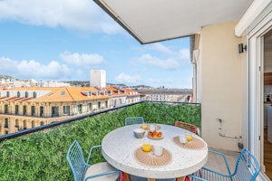 Emerald Promenade image 14