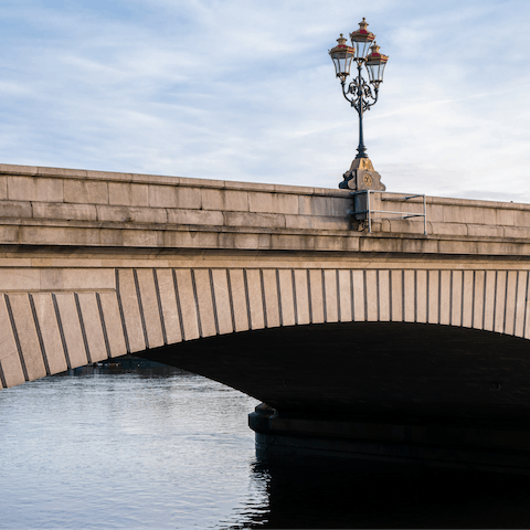 Stroll half a mile alongside the Thames to Putney Bridge and cross over the river to well-heeled Fulham