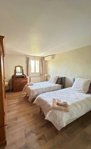 Postcard Farmhouse image 14