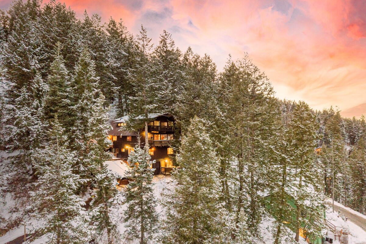 The Lumber Yard, Summit Park, Utah Plum Guide