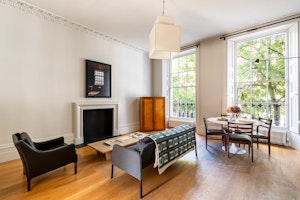 Bloomsbury Delight image 1