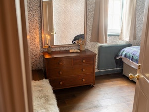 Georgian Retreat image 6