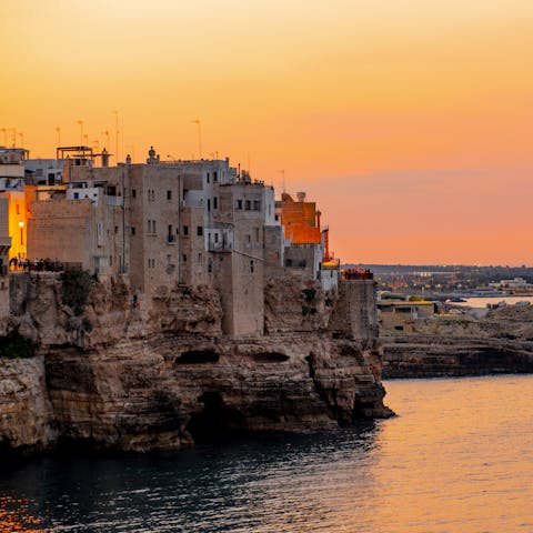 Explore the rustic, dramatic beauty of Puglia from your base in Santa Maria di Leuca, close to traditional villages and crystalline beaches