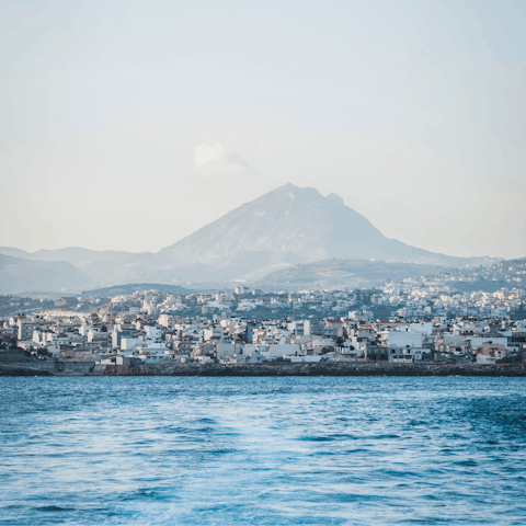 Stay on Mades Beach, a twenty-five-minute drive from Heraklion