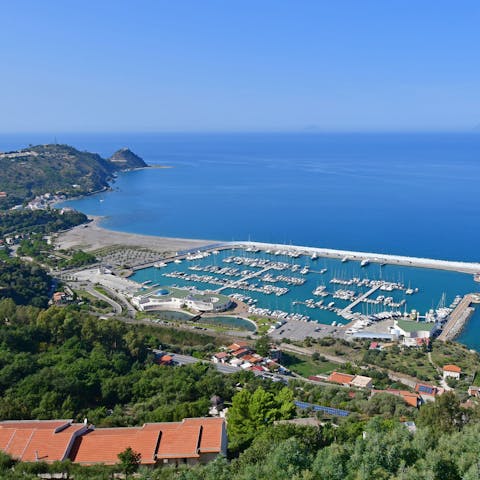 Stay right on the Capo d'Orlando coast, with two beaches and lively restaurants within driving distance