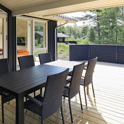 Gather on the deck for an alfresco feast, cooked in the fully-equipped kitchen