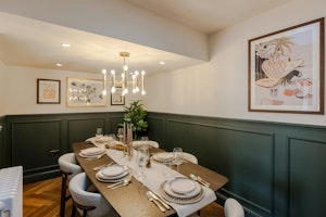 Clifton Hills image 9