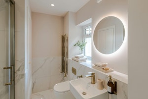 Clifton Hills image 2