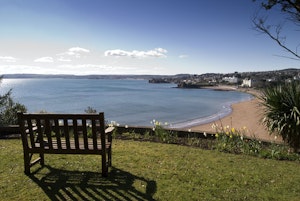 Breezy Bay Retreat image 14