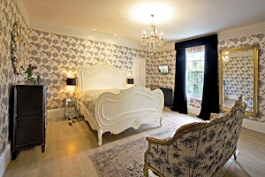 Country Colour image 13
