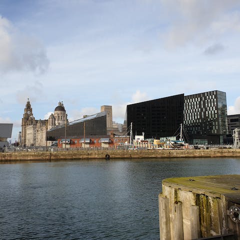 Explore the Liverpool Waterfront and Royal Albert Dock right outside your door 