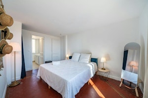 Cannes Haven image 13