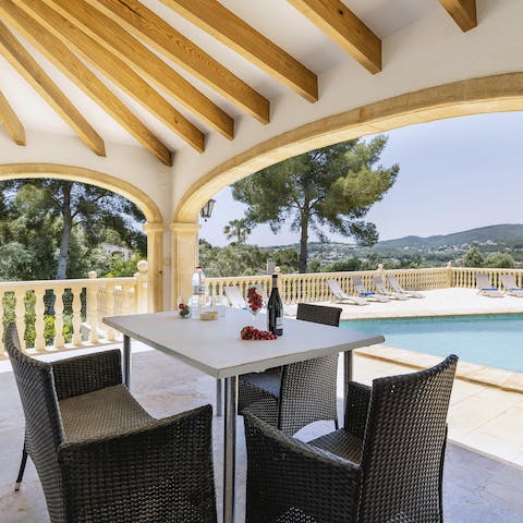 Sit down for an alfresco breakfast with a view of the mountains