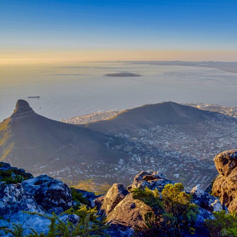 Take in the incredible view from the Table Mountain Aerial Cableway 