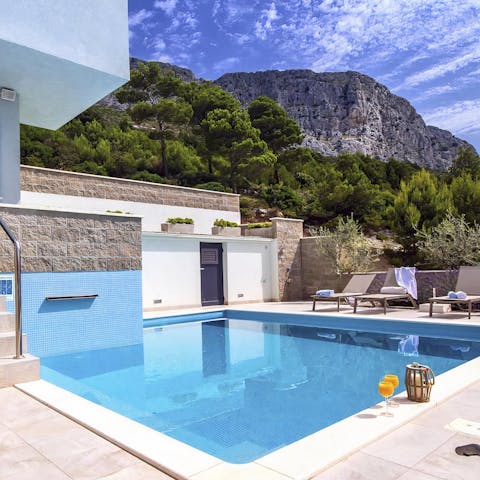 Cool off on sunny afternoons with a swim in the private pool – it can be heated on request