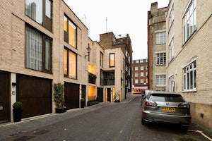Marylebone Elegance image 13