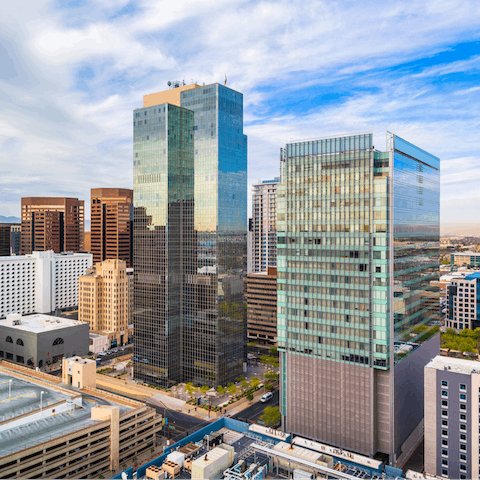 Get to know the area with a twenty-minute drive to downtown Phoenix