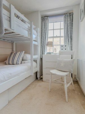 Kingsand Blue image 10