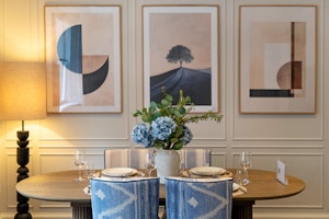 Knightsbridge Delight image 3