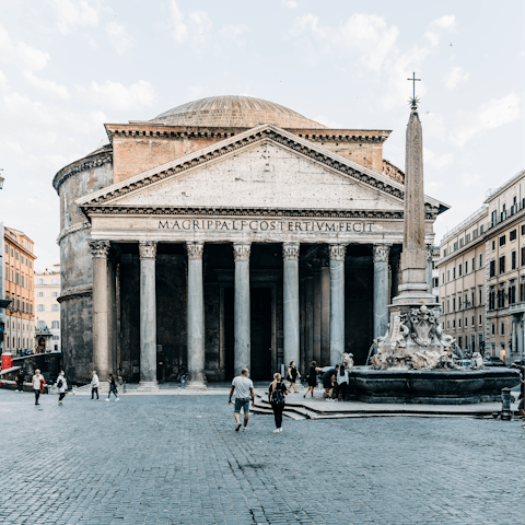 Visit the Pantheon, one of the best preserved monuments of ancient Rome