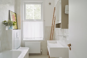 East Grove image 11