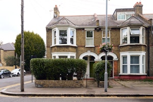 East Grove image 3
