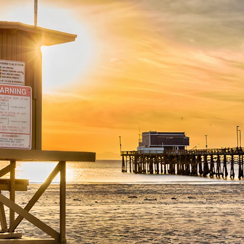 Walk to the beach in just two minutes