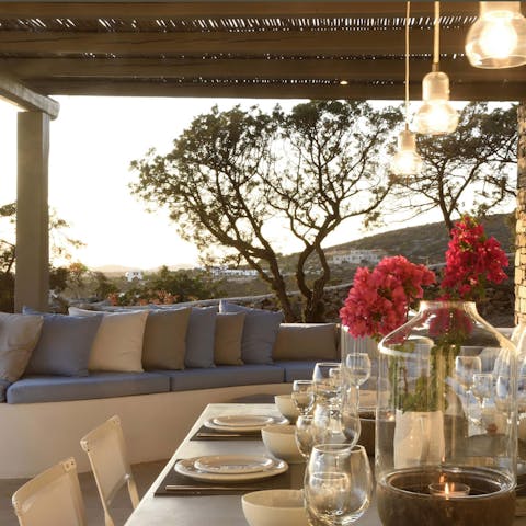 Serve up a delicious alfresco meal on the patio