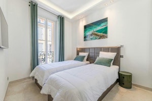 Harbour View Gem image 9