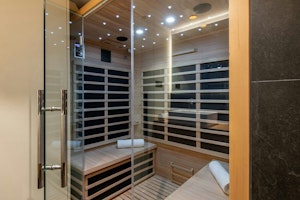 Stylish Parisian Home image 3