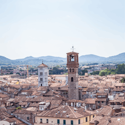 While away the hours strolling the historic streets of Lucca