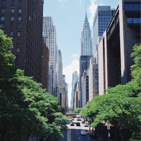 Walk to both the Chrysler Building and the Empire State Building in just fifteen minutes
