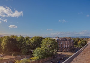 Artistic City Haven image 14