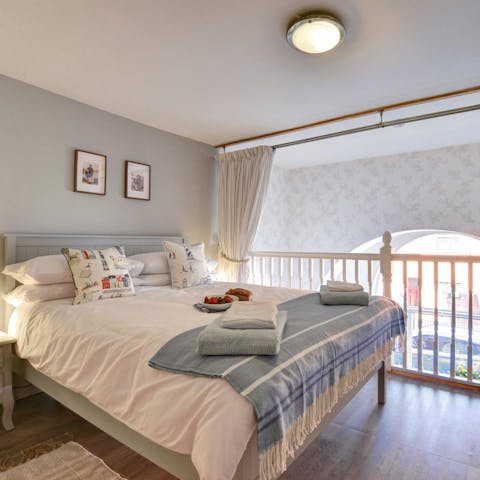 Wake up in your comfortable mezzanine bed, feeling rested and ready for another day of Whitby sightseeing