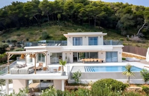 The Riviera Muse image 1