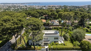Above Antibes image 15