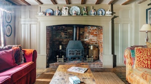 Jacobean Gem image 13