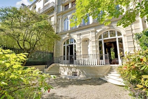 Beau Jardin image 3