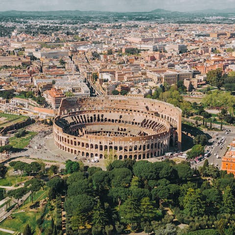Take the thirty-five-minute stroll or twenty-minute drive to the unmistakable Colosseum