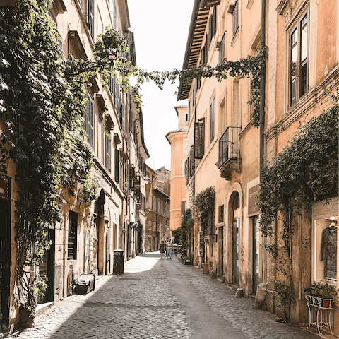 Explore Rome from the creative neighbourhood of Monti