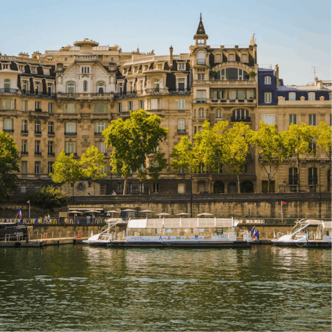 Stroll along the Seine on sunny days – it's only a two-minute walk away