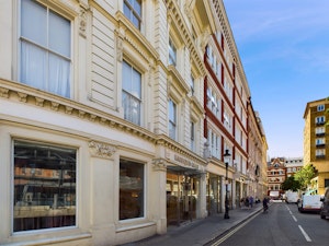 Covent Calm image 8