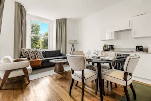Kensington Wonder image 9