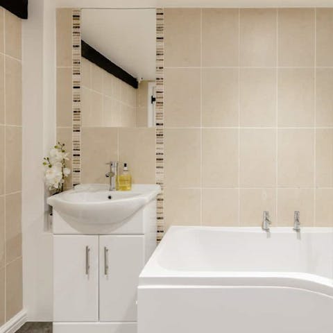 Get ready in the modern bathroom before an evening out at one of Mevagissey's charming restaurants or pubs