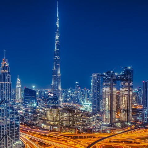 Stay at the heart of the vibrant Downtown district, close to the iconic Burj Khalifa