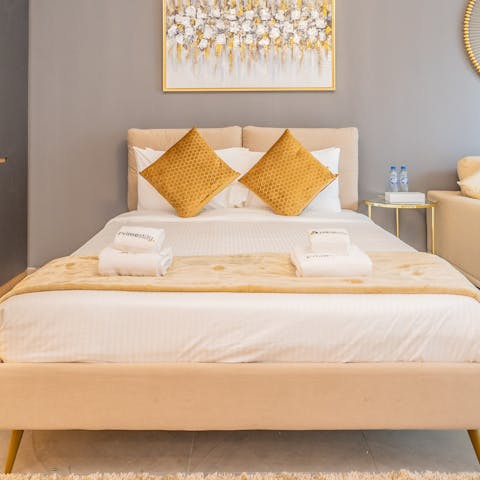 Wake up well-rested in the plush bed and get ready for a new day of city adventures