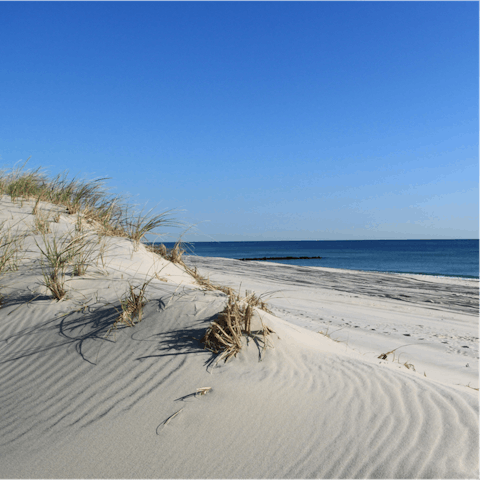Explore the Hamptons' beaches from your enviable bayside location