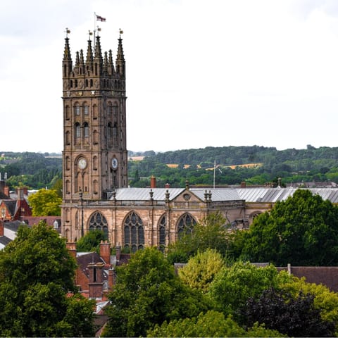 Drive over to Warwick to see the town's castle, only twenty-two minutes away