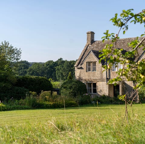 Enjoy a long country walk in the Cotswolds AONB, just a quarter of an hour away