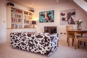 The Lofty Cow image 11